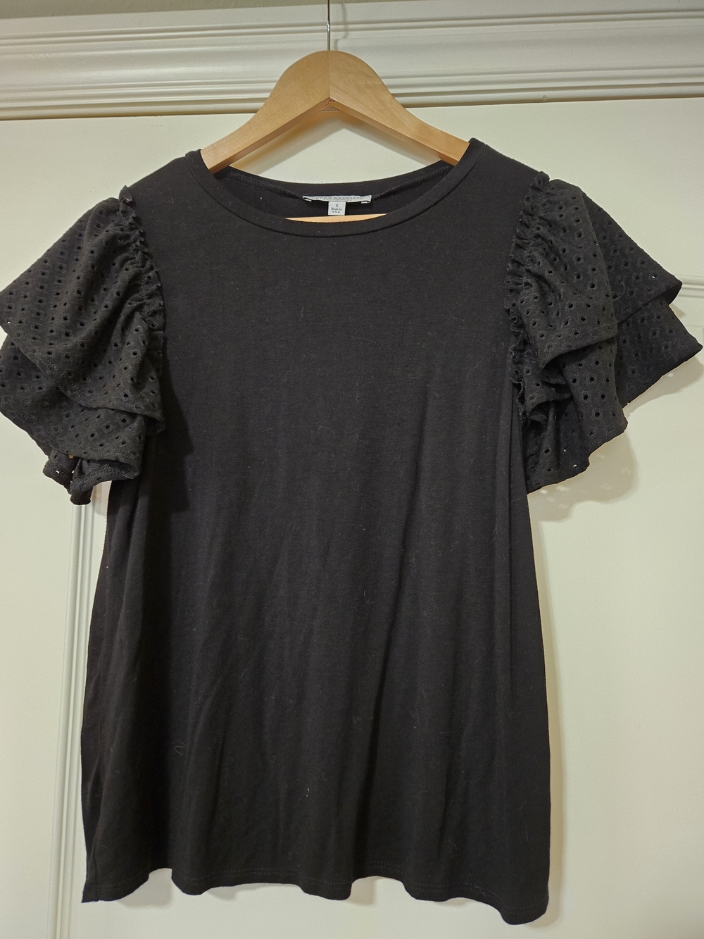 Susan Graver Black Ruffled Sleeve Slinky Top